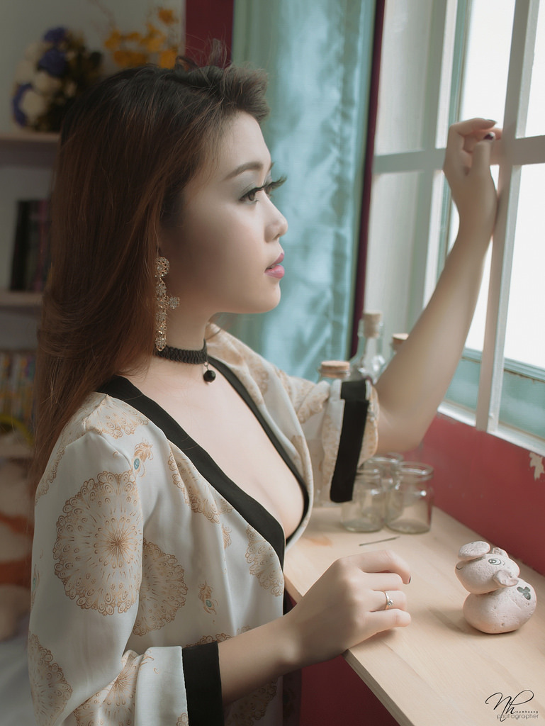 韩国三级做爰吃奶电影爱的迫降